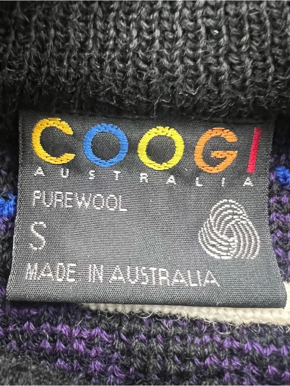Authentic Vintage COOGI Australia 3D Knit Sweater - Purple & Black Abstract - Picture 5 of 9